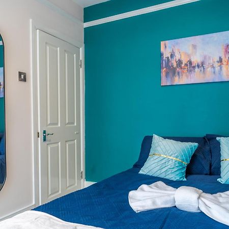 Beautiful 2 Bedroom With Private Garden In Wimbledon - Minutes From Central ลอนดอน ภายนอก รูปภาพ