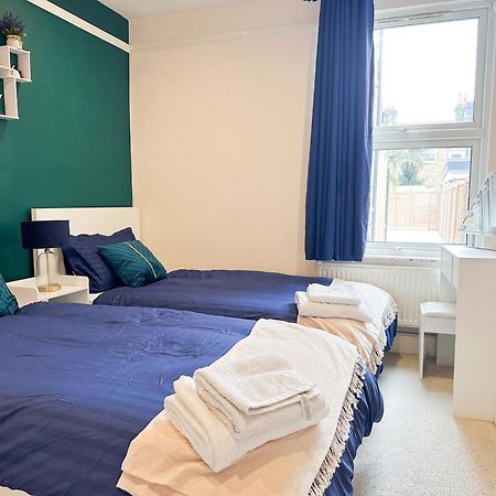 Beautiful 2 Bedroom With Private Garden In Wimbledon - Minutes From Central ลอนดอน ภายนอก รูปภาพ