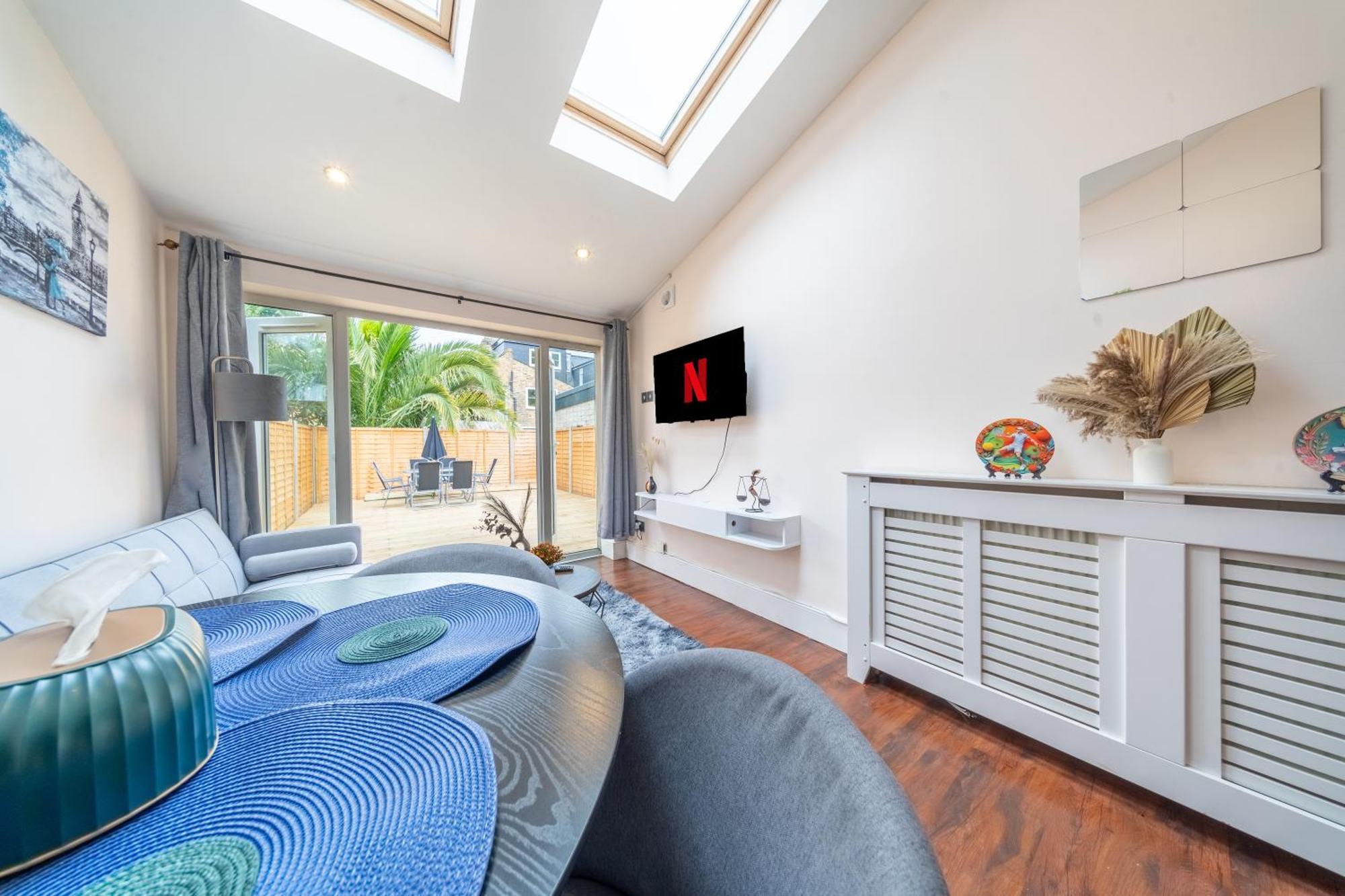 Beautiful 2 Bedroom With Private Garden In Wimbledon - Minutes From Central ลอนดอน ภายนอก รูปภาพ